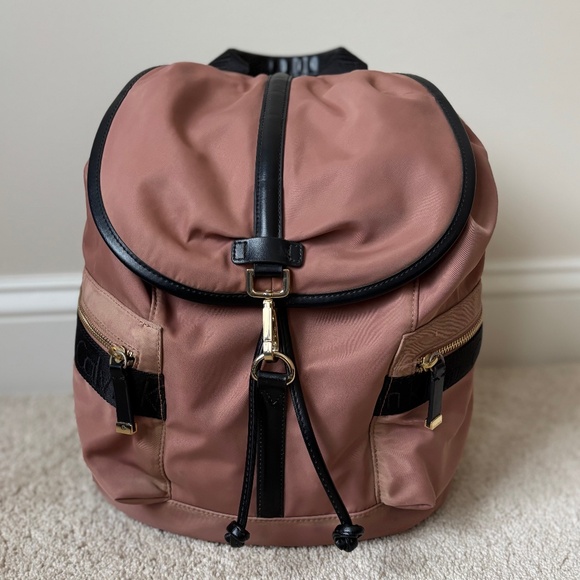 Calvin Klein Backpack for Your Everyday Needs. Lightness and Style - Picture 3 of 13